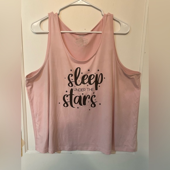 Women's pajama set shorts and top for sleeping 💤 - Picture 3 of 6